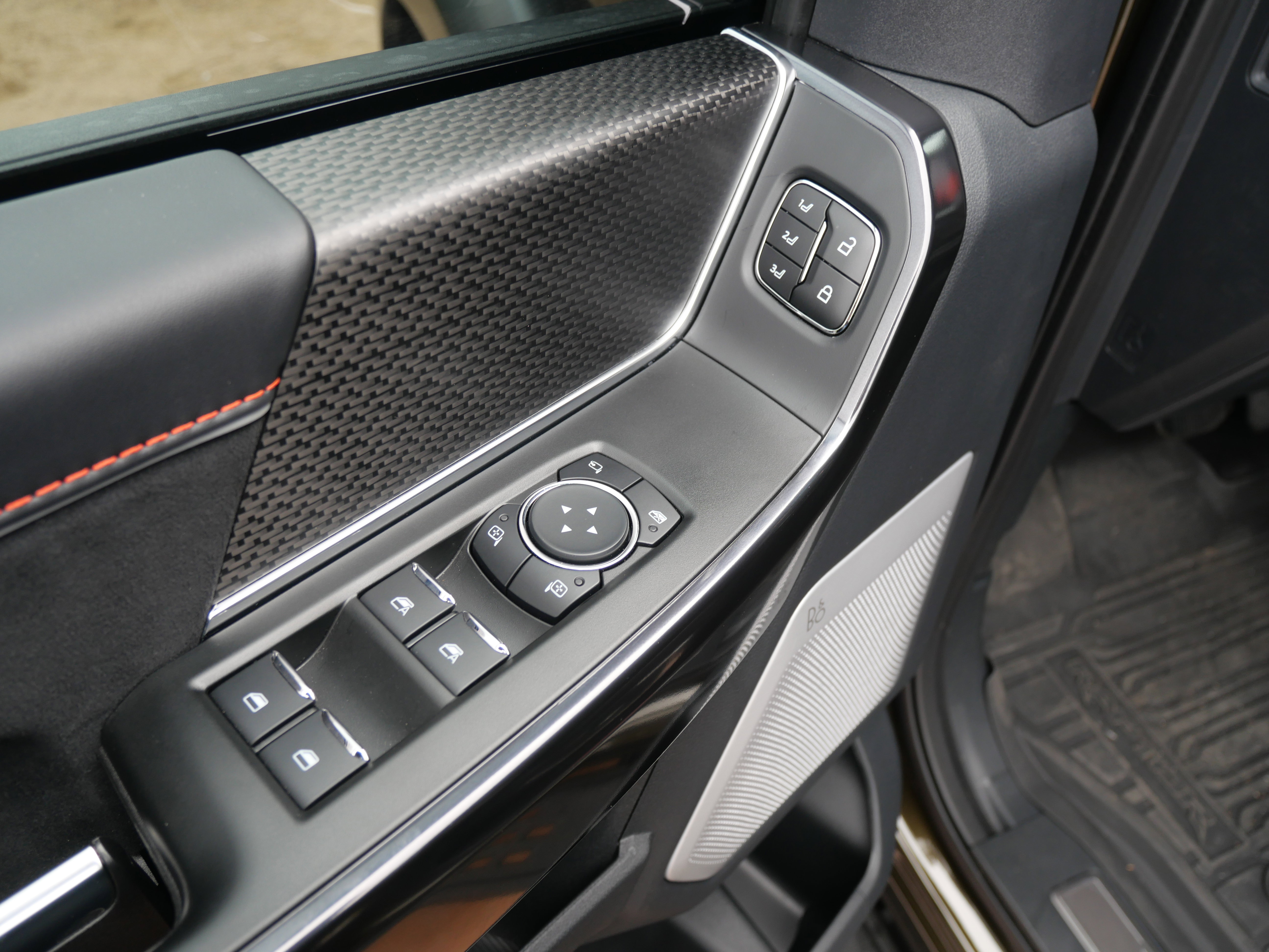 Used 2025 Ford F150 Raptor w/ Equipment Group 803A Raptor R image 18