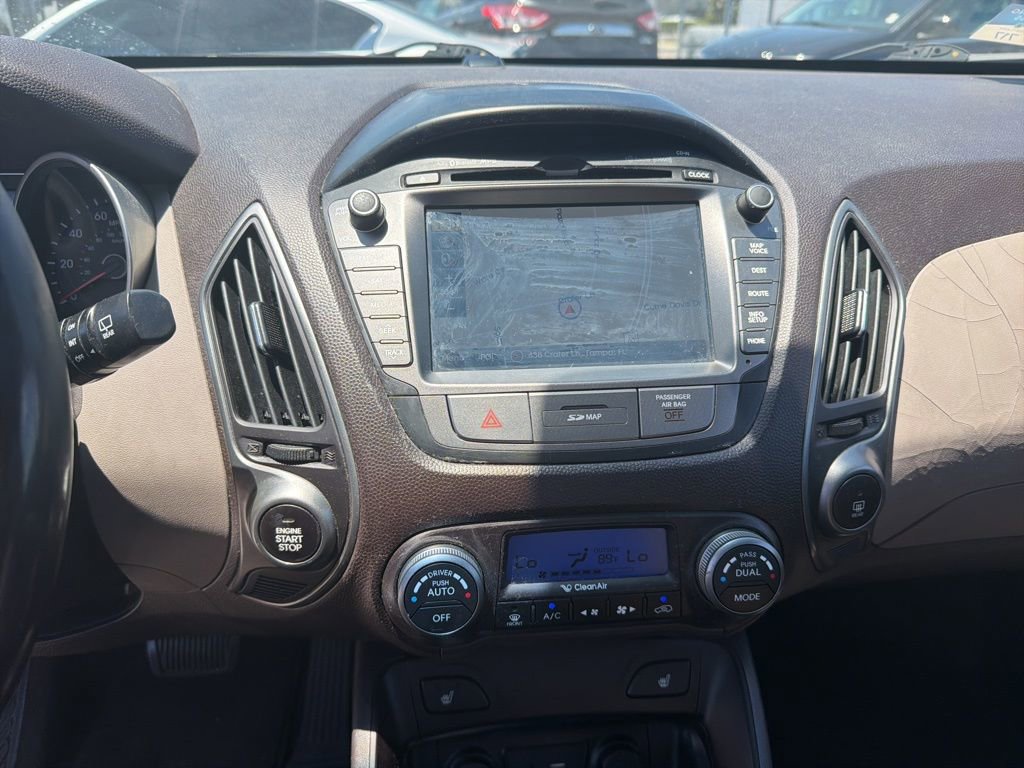 Used 2015 Hyundai Tucson Limited w/ Option Group 03 FWD image 22