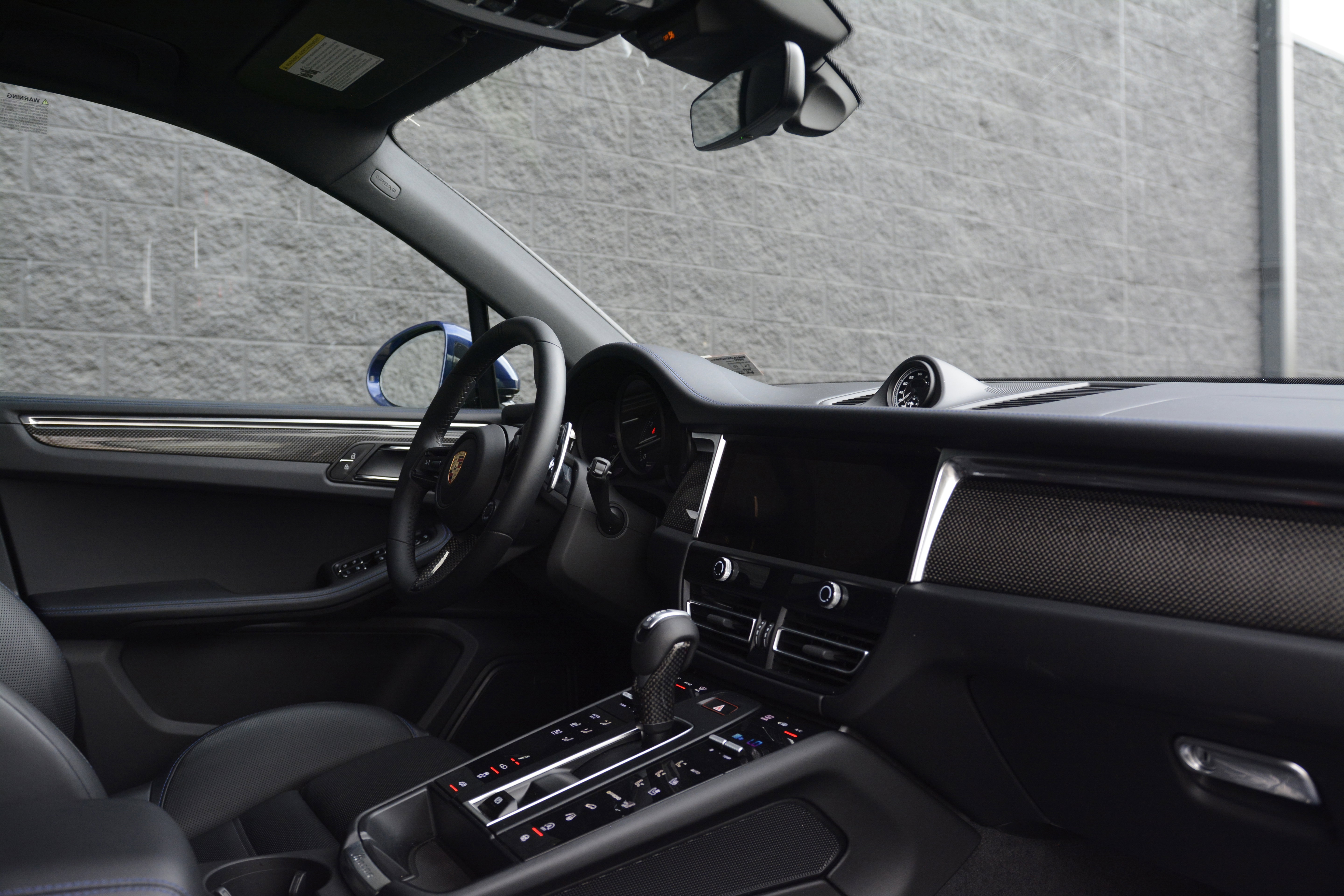 Certified 2024 Porsche Macan GTS w/ Premium Plus Package AWD/4WD image 27