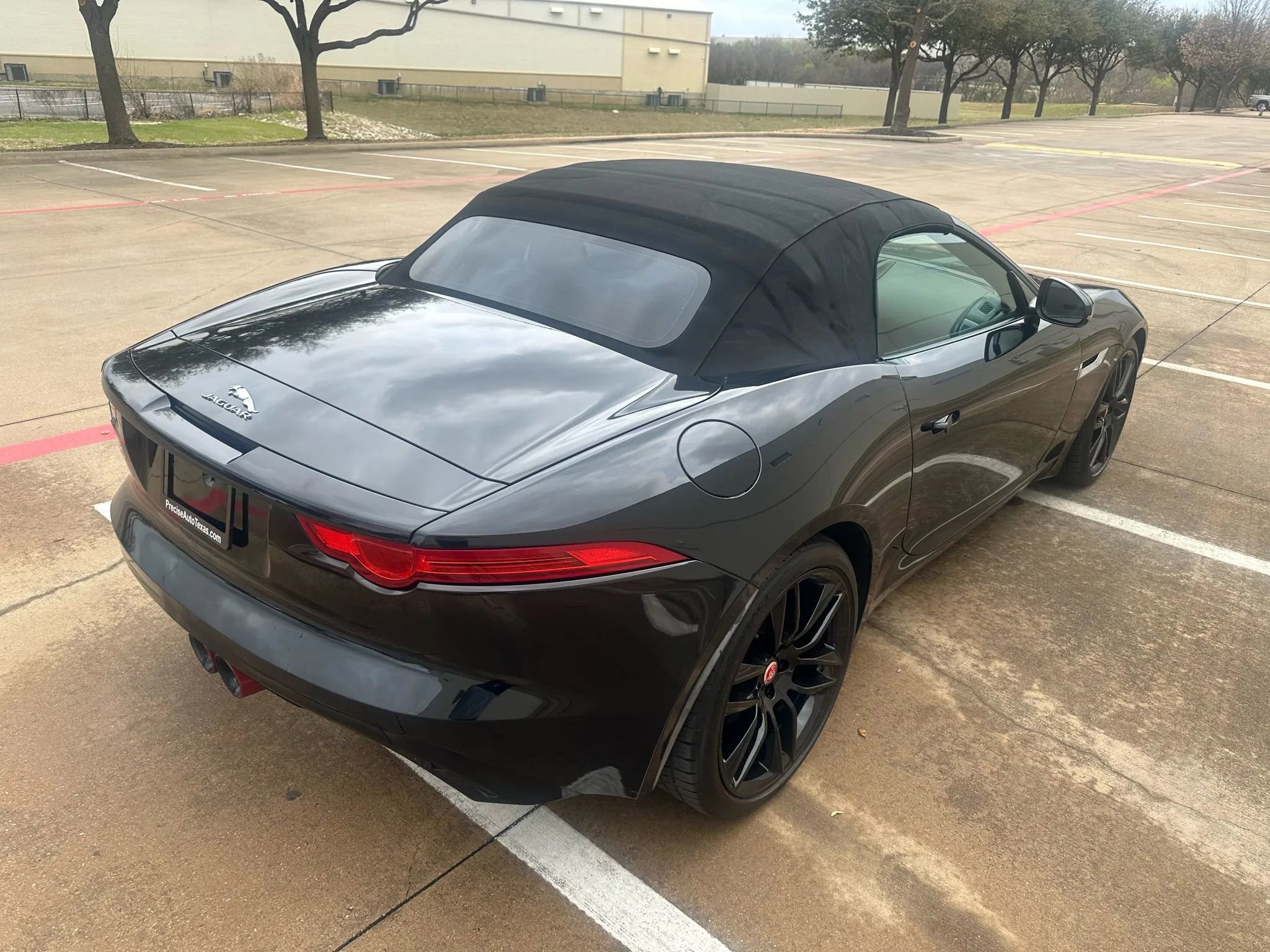 Used 2014 Jaguar F-TYPE S image 9