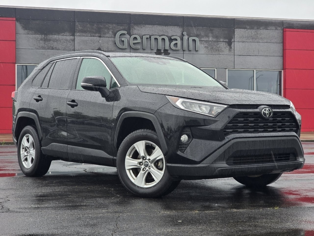 Certified 2021 Toyota RAV4 XLE w/ Convenience Package AWD/4WD image 2