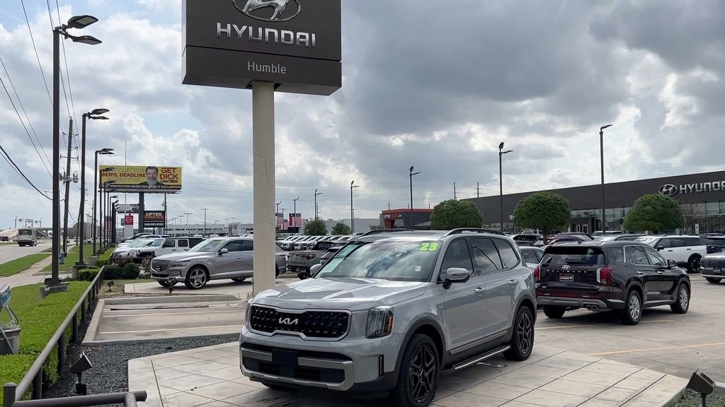 Used 2023 Kia Telluride EX X-Line image 38