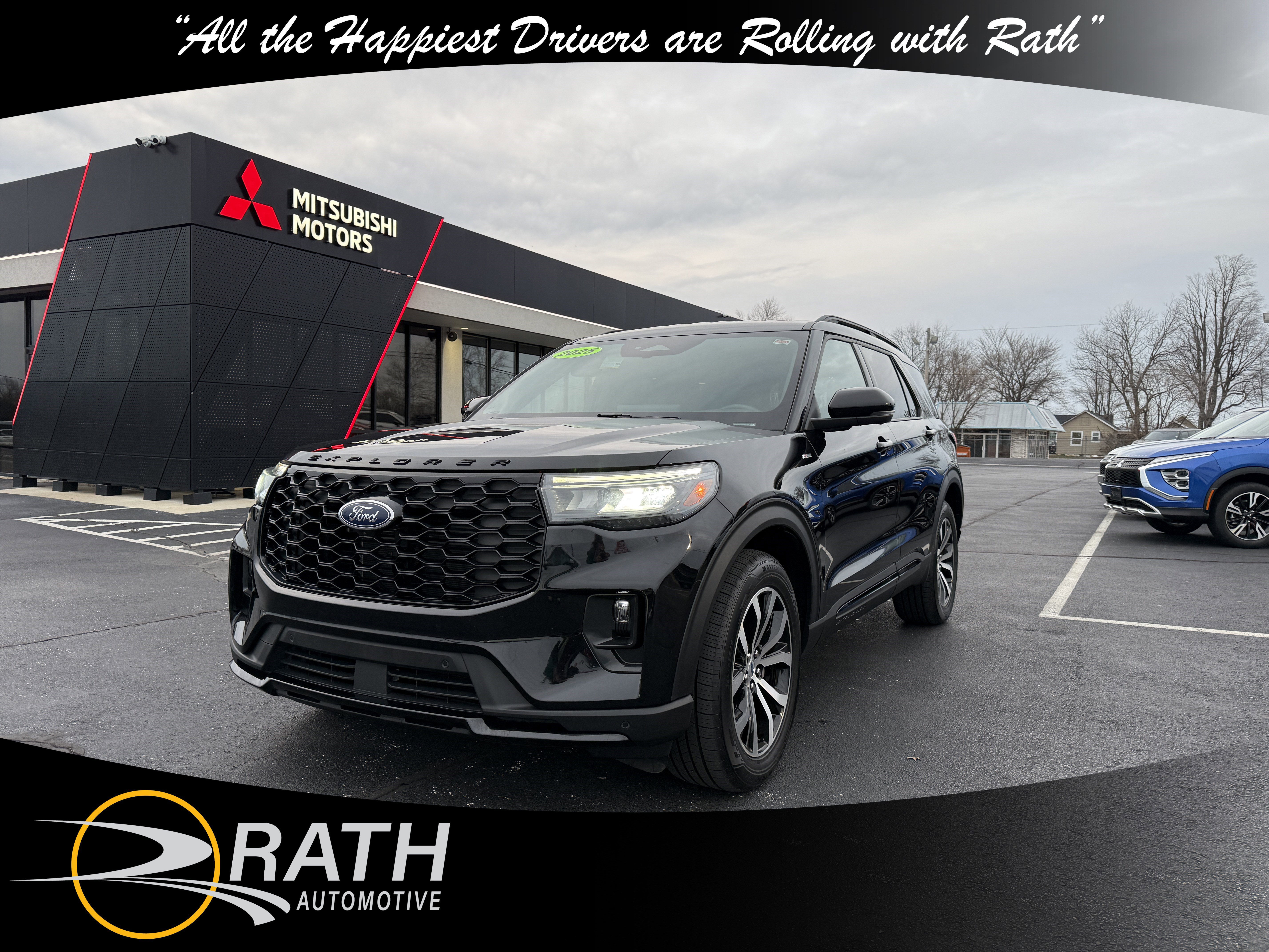 Used 2025 Ford Explorer ST-Line AWD/4WD image 4