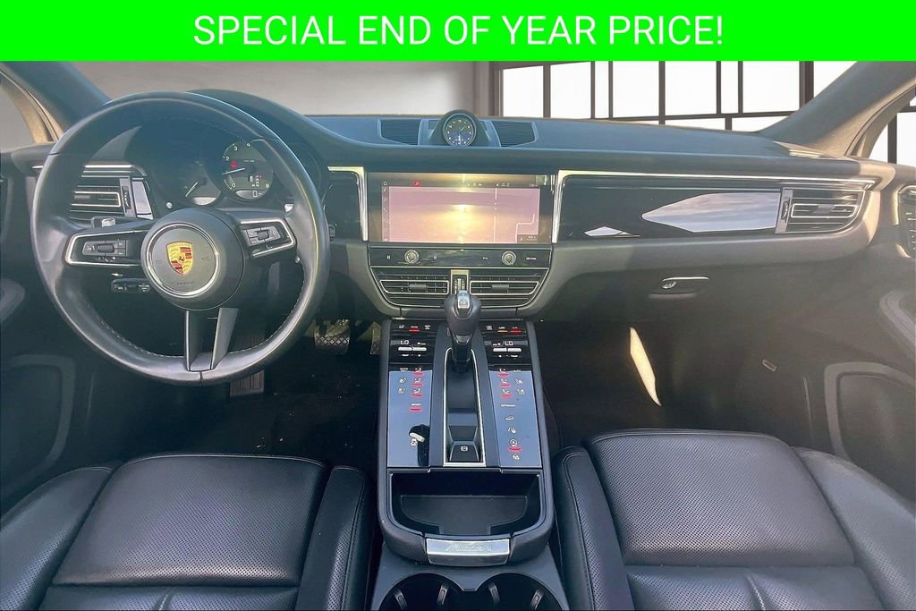 Used 2023 Porsche Macan Turbo image 7