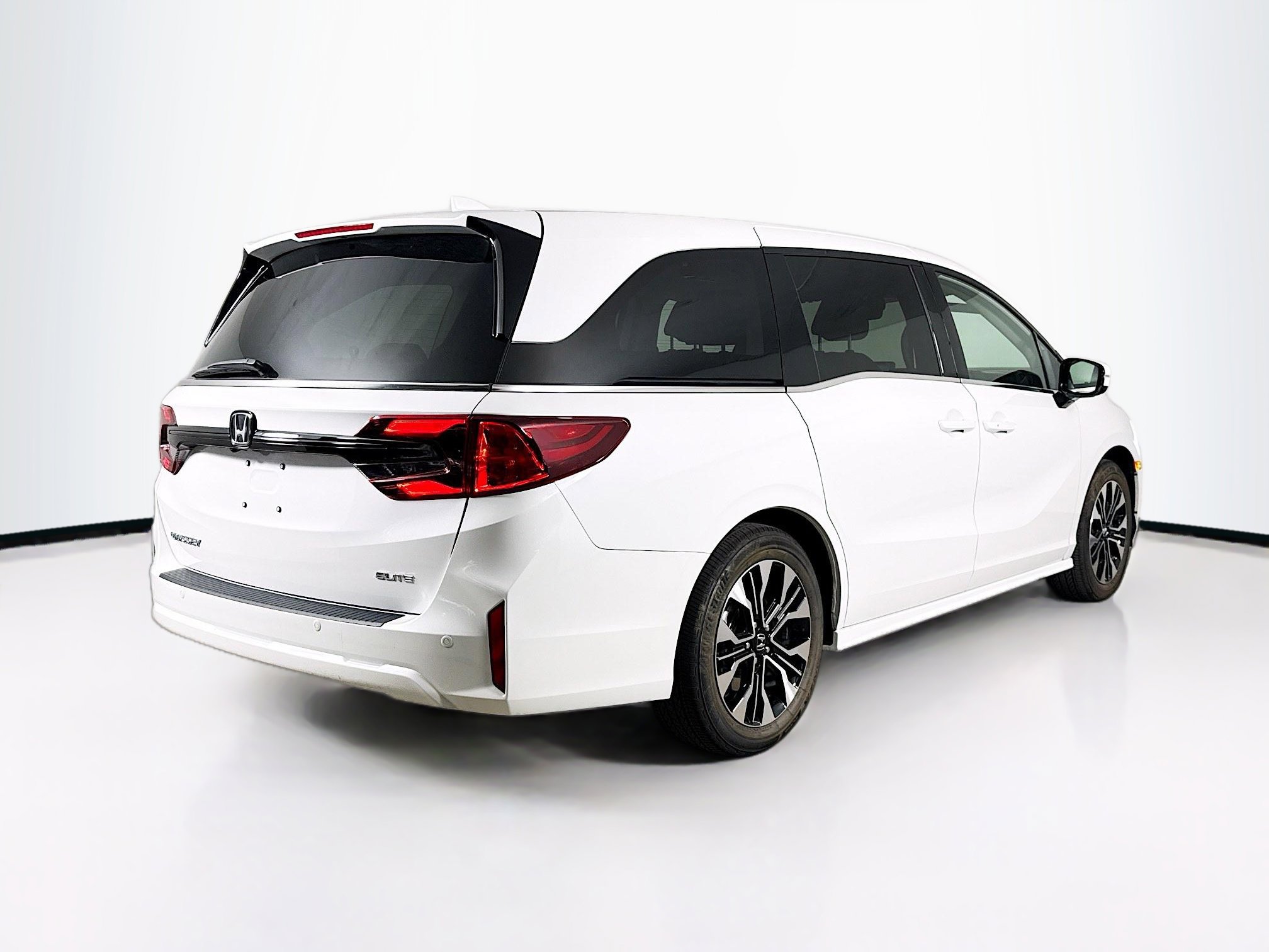 Certified 2026 Honda Odyssey Elite image 35