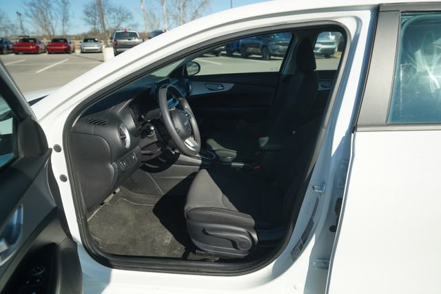 Used 2024 Kia Forte LX image 12