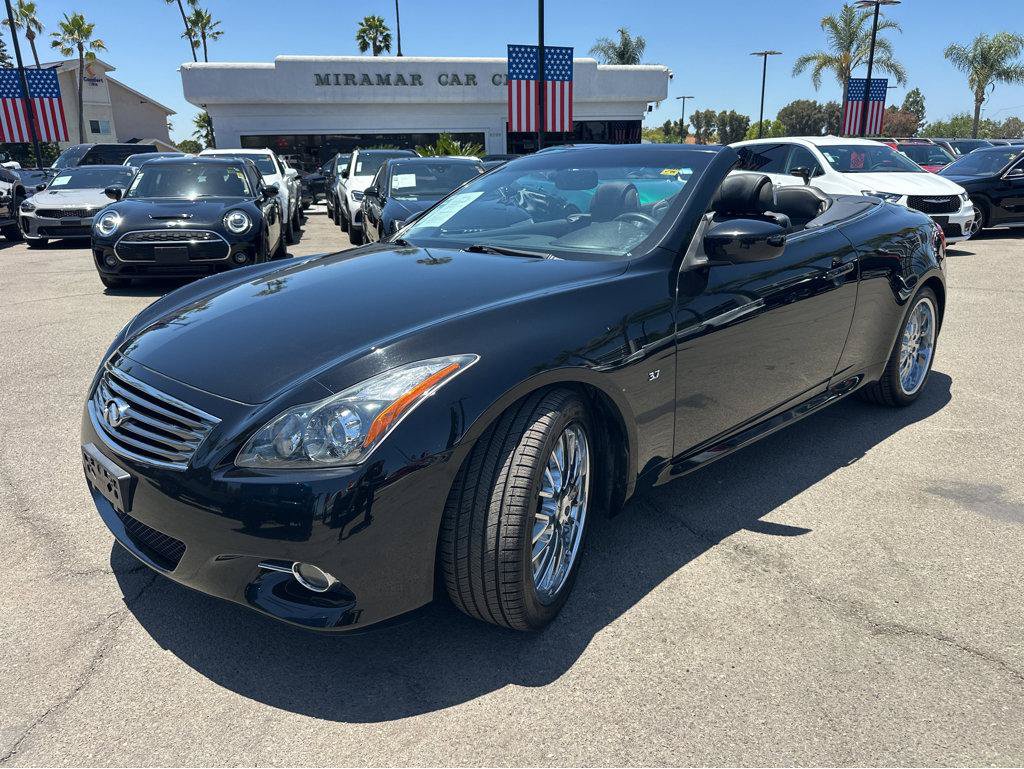 Used 2014 INFINITI Q60 Convertible w/ Premium Package RWD image 11