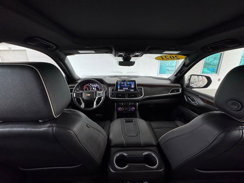 Used 2021 Chevrolet Suburban Premier w/ Premium Package image 30