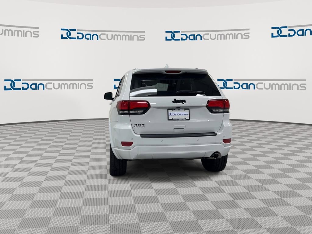 Used 2022 Jeep Grand Cherokee Laredo X image 7