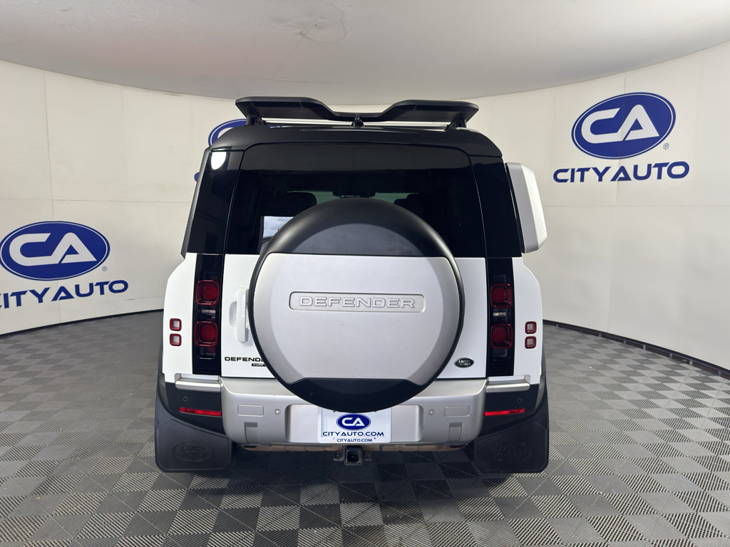 Used 2020 Land Rover Defender 110 HSE AWD/4WD image 4