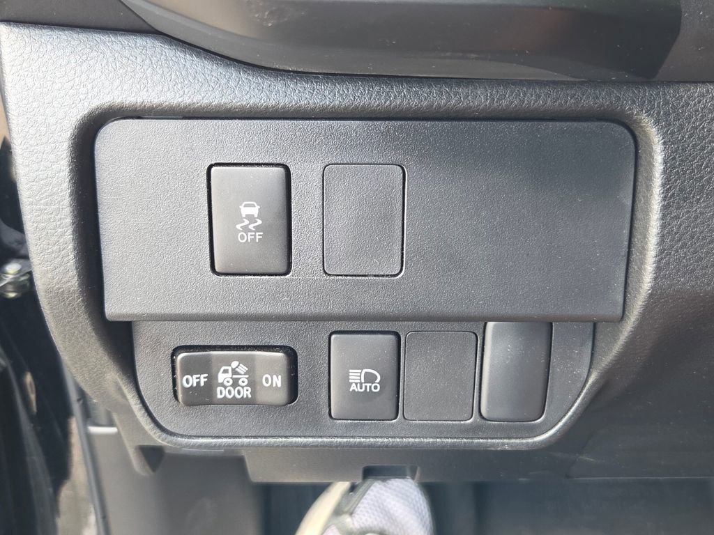 Used 2023 Toyota Tacoma SR AWD/4WD image 23