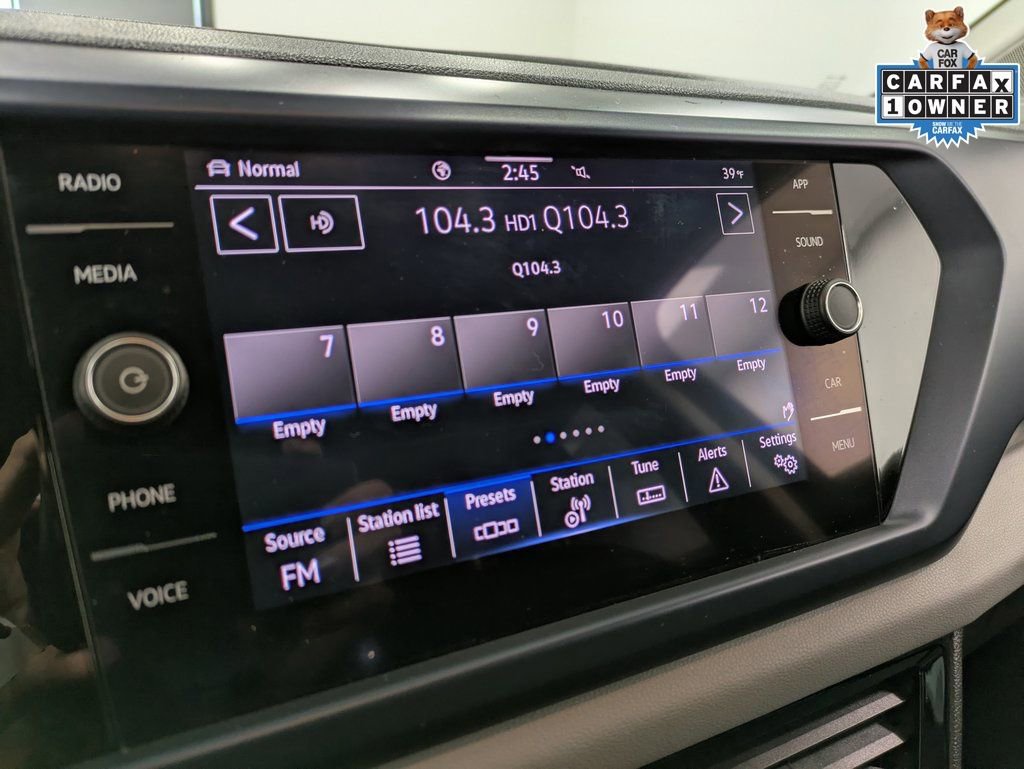 Used 2022 Volkswagen Taos SE image 14