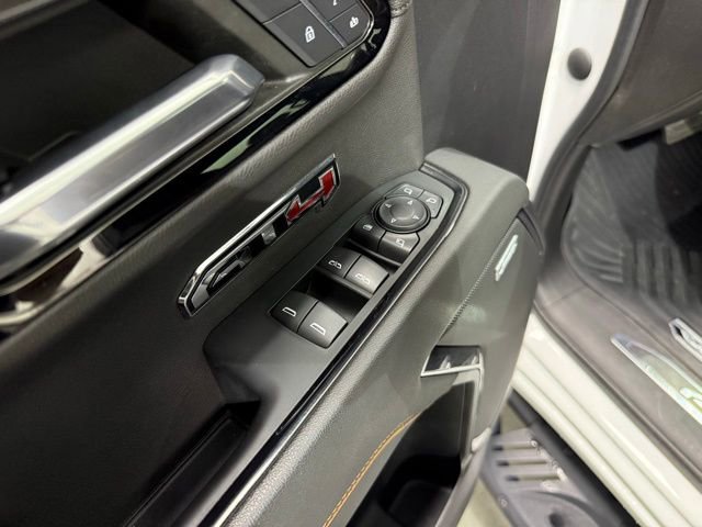 Certified 2023 GMC Sierra 1500 AT4 w/ AT4 Preferred Package AWD/4WD image 12