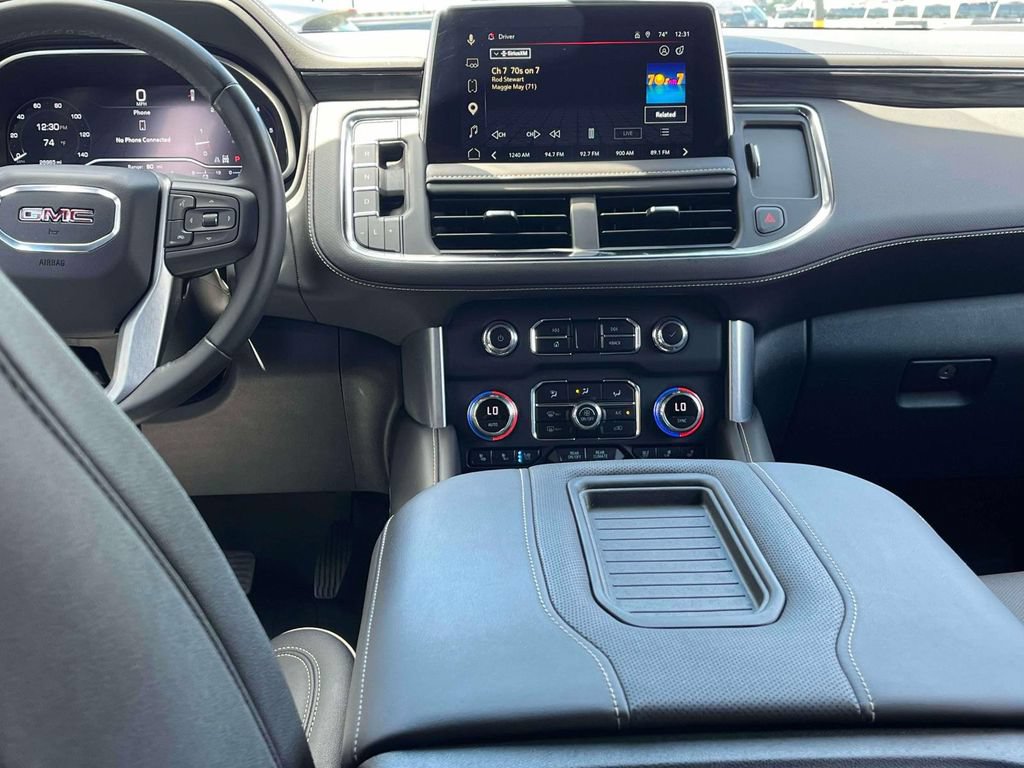 Certified 2023 GMC Yukon SLT AWD/4WD image 13