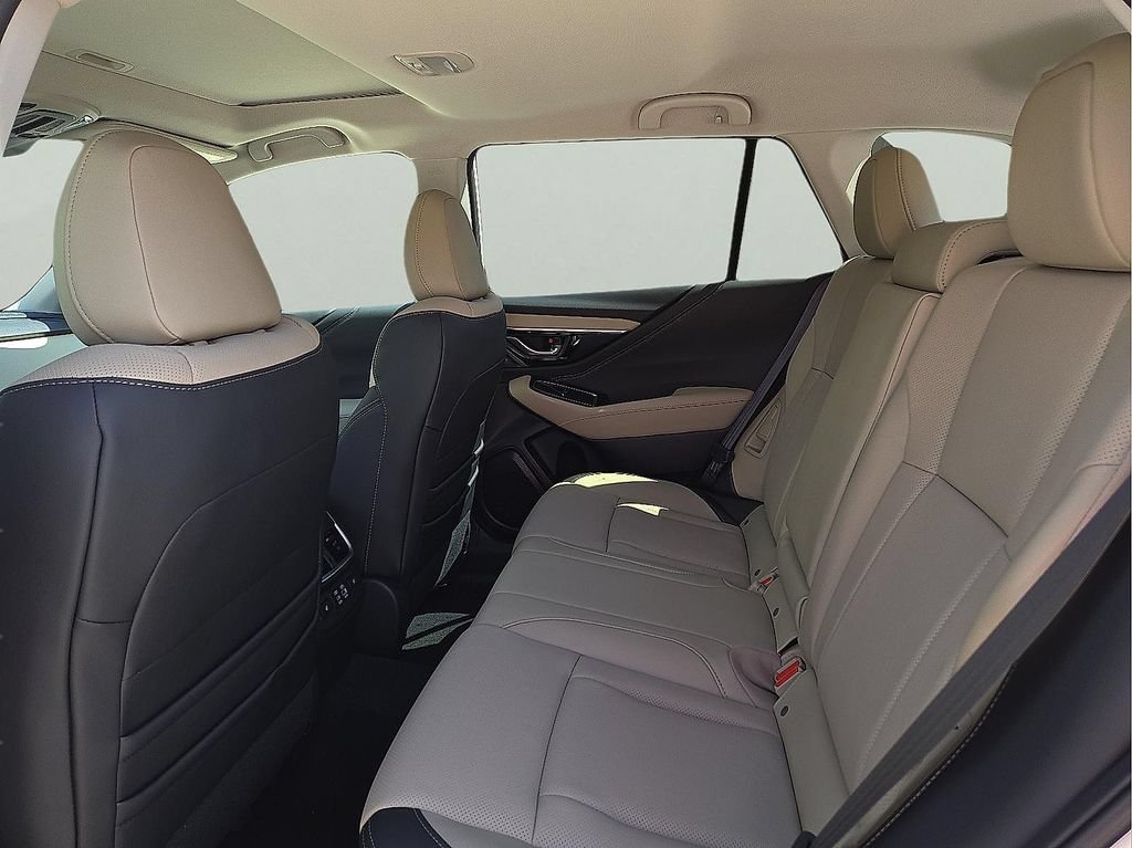 Certified 2025 Subaru Outback Limited AWD/4WD image 18