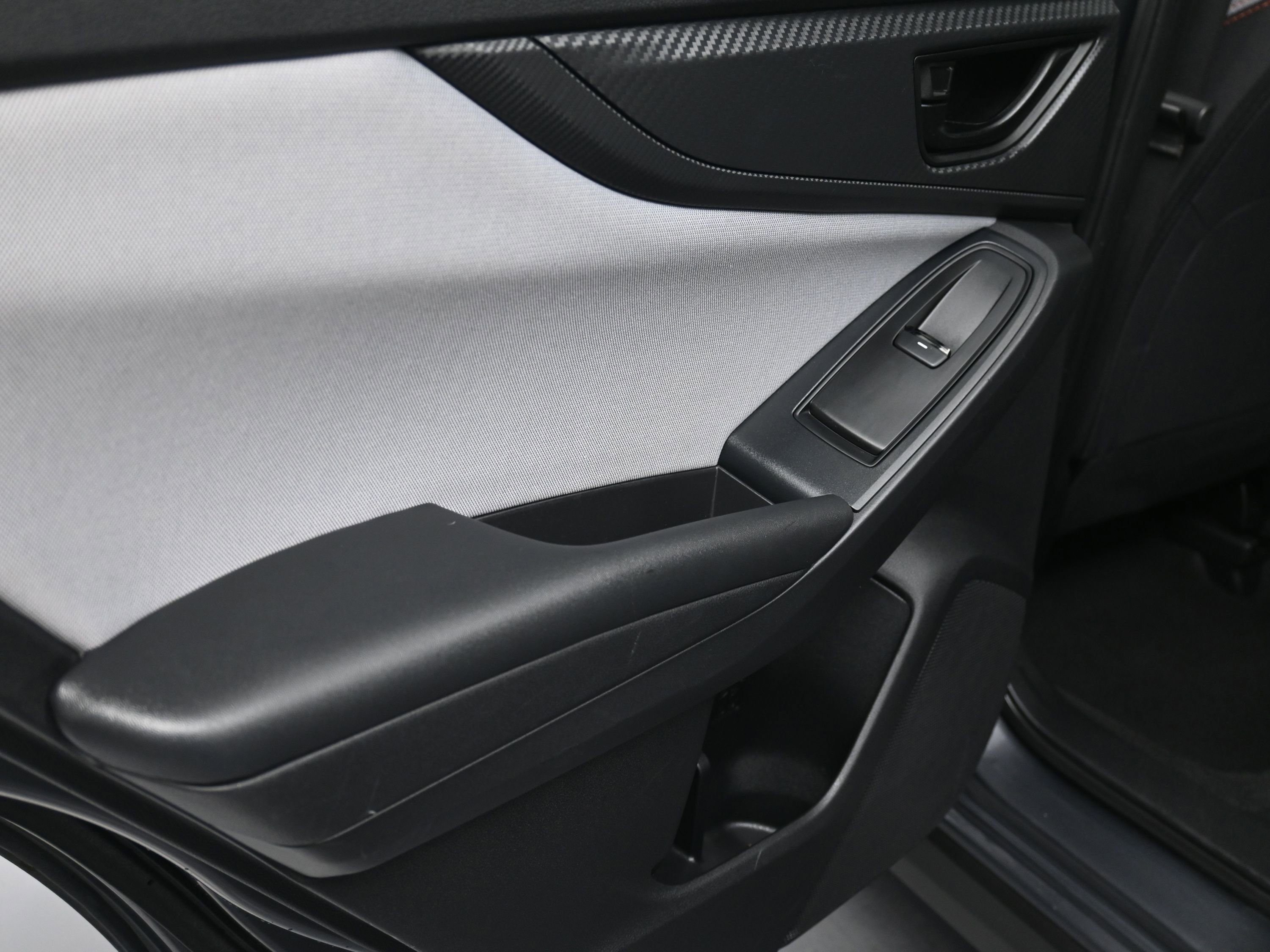 Used 2021 Subaru Crosstrek 2.0i Premium image 18