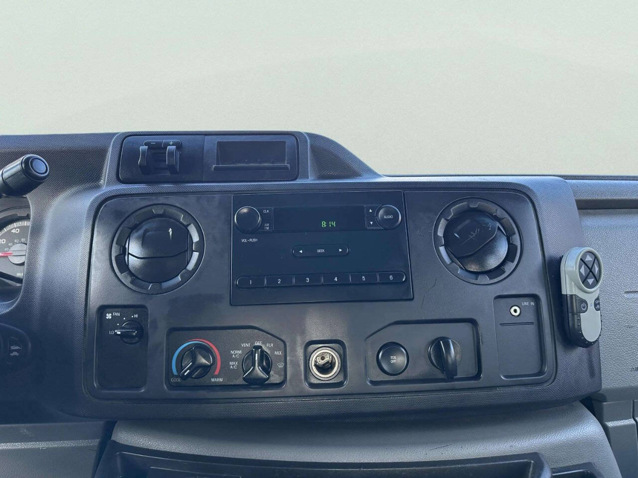 Used 2012 Ford E-250 and Econoline 250 w/ PWR Group RWD image 30