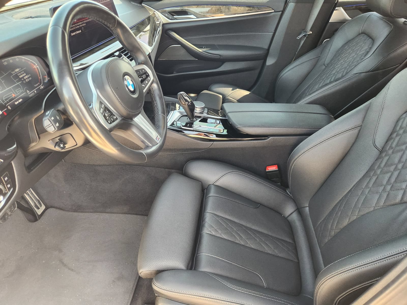 Used 2022 BMW 540i w/ M Sport Package RWD image 13