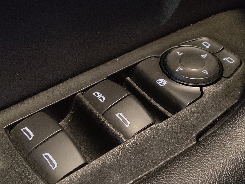 Used 2020 Chevrolet Blazer LT image 27