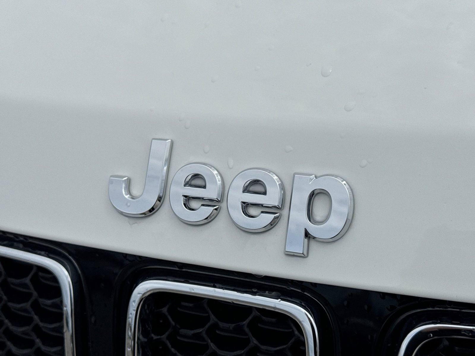 Used 2020 Jeep Compass Limited AWD/4WD image 13