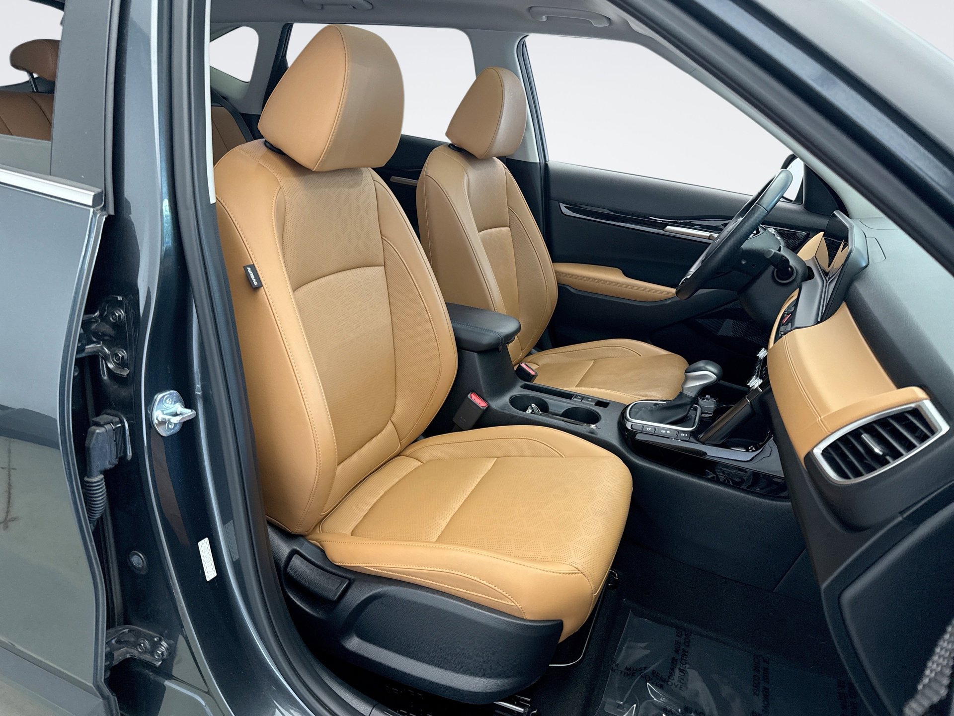 Used 2024 Kia Seltos SX w/ SX Sunroof Package AWD/4WD image 17