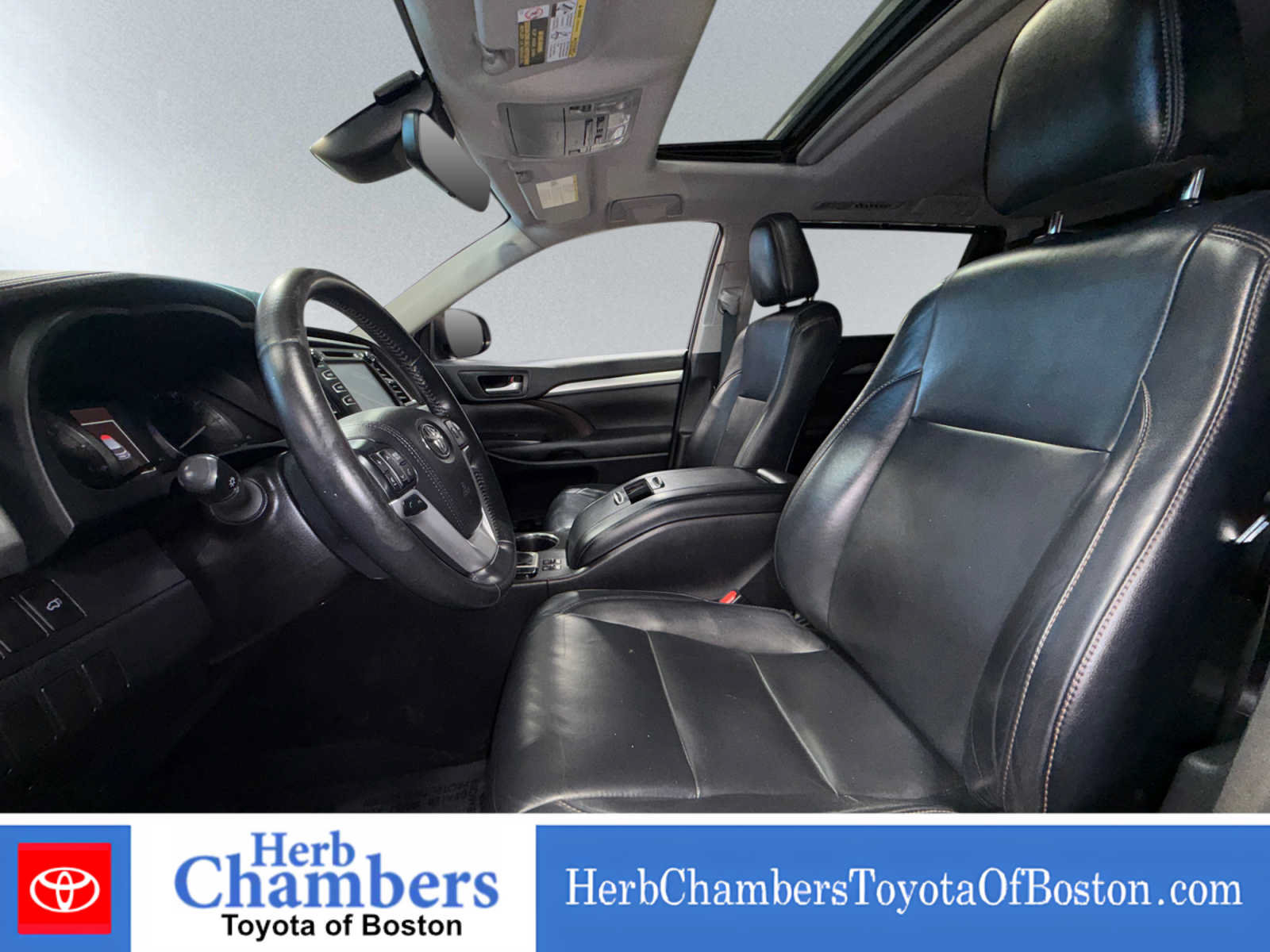 Certified 2017 Toyota Highlander XLE AWD/4WD image 7