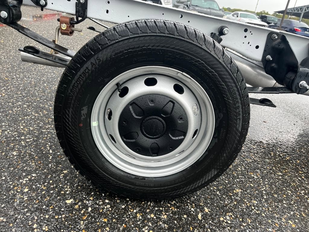 New 2025 Ford Transit 350 image 15