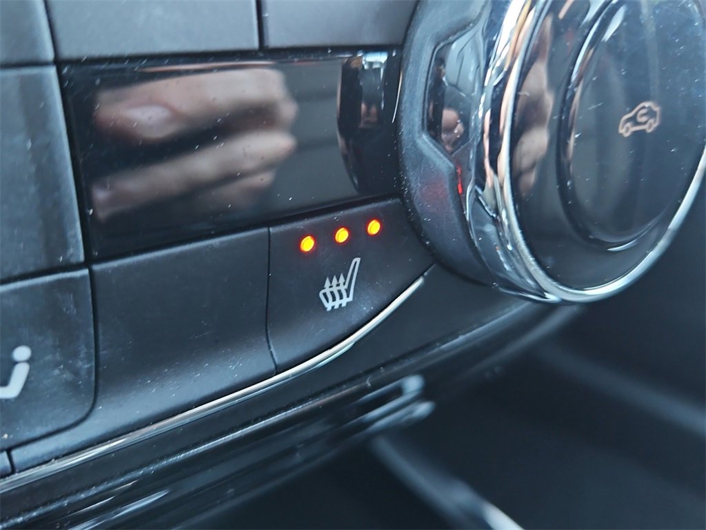 Used 2024 Chevrolet Trax RS w/ Sunroof Package image 26