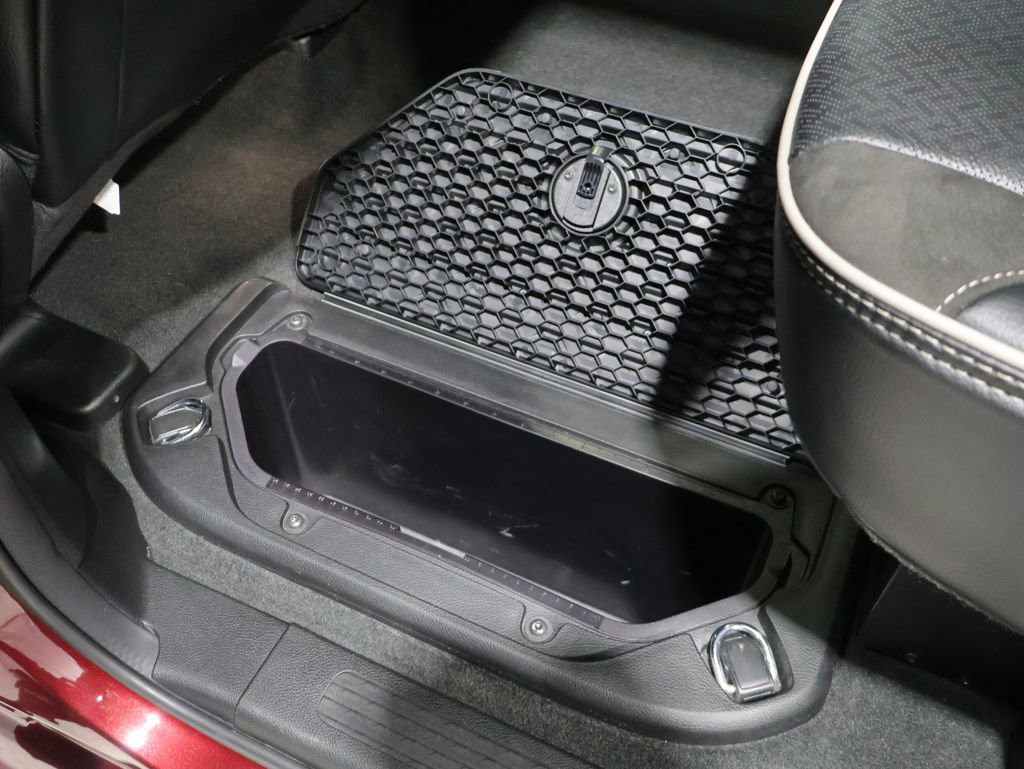 Used 2023 RAM 1500 Laramie AWD/4WD image 19