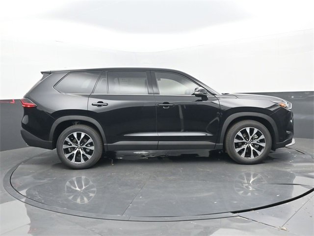 New 2026 Toyota Grand Highlander Limited image 2