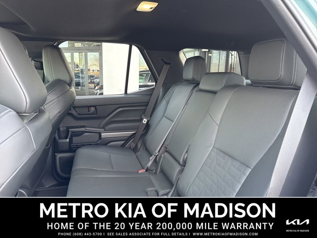 Used 2025 Toyota 4Runner TRD Off-Road Premium image 28