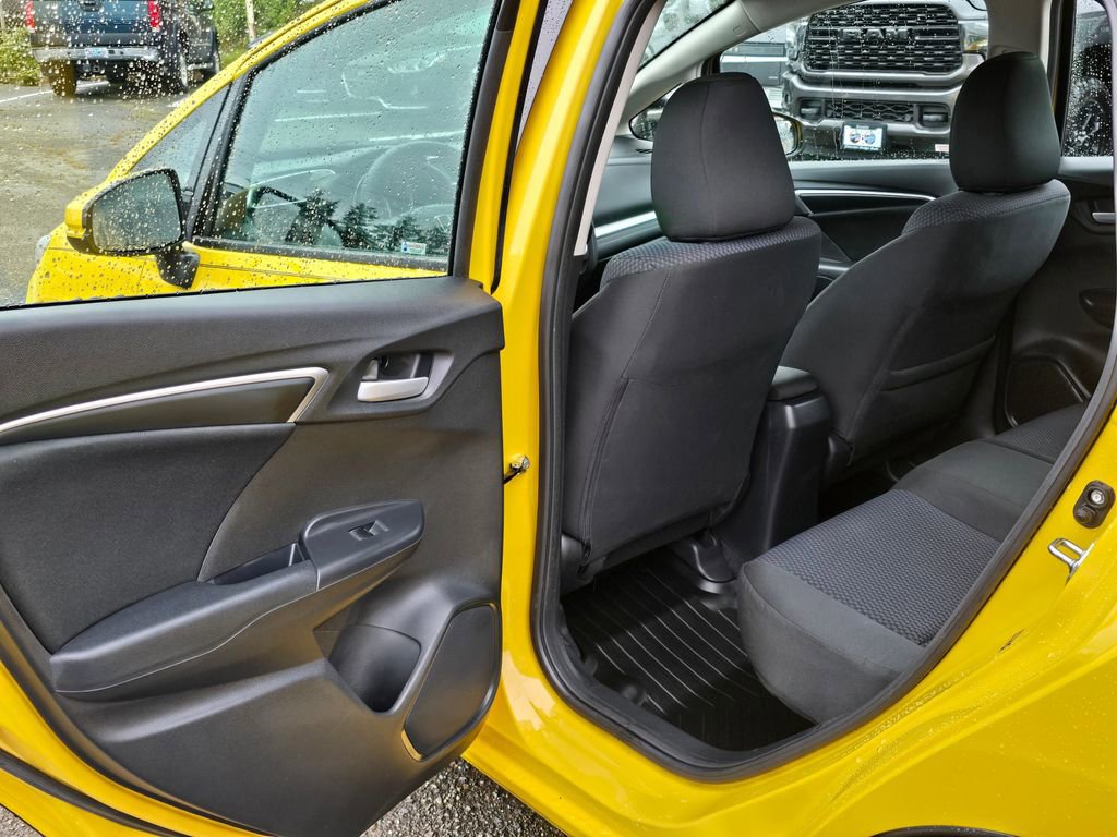 Used 2018 Honda Fit LX image 13