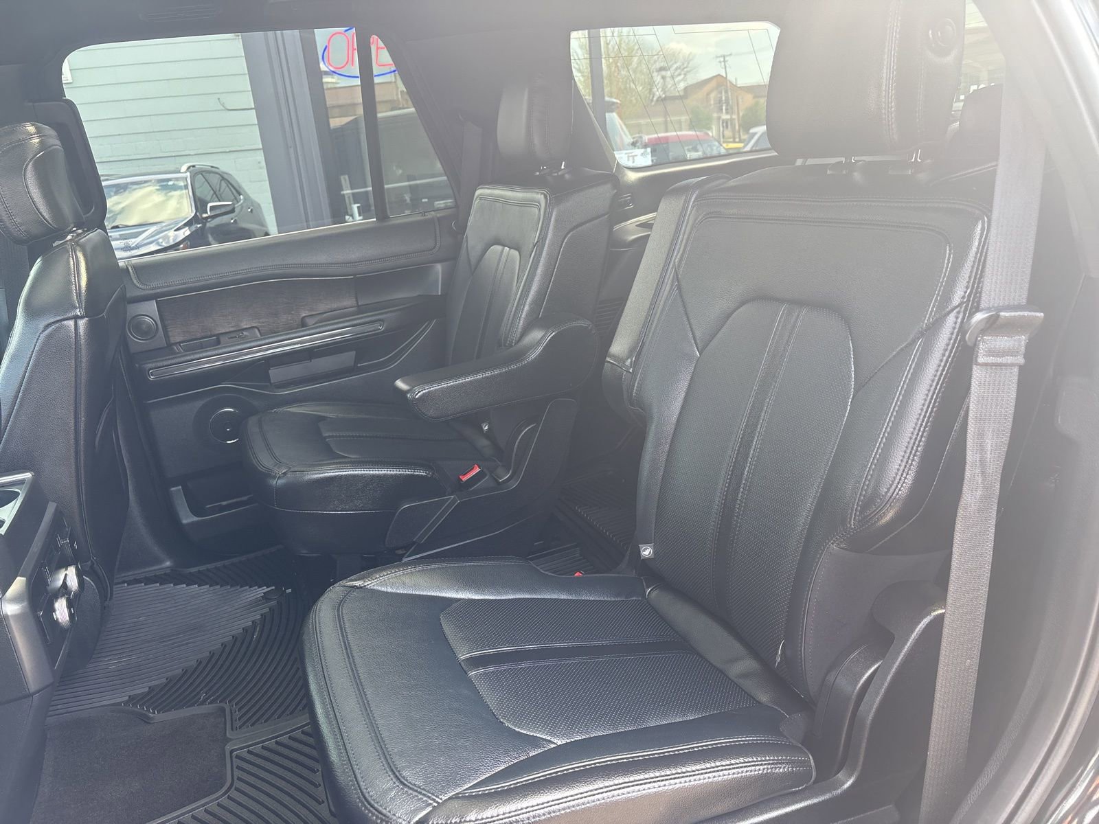 Used 2020 Ford Expedition Limited w/ Equipment Group 302A image 14