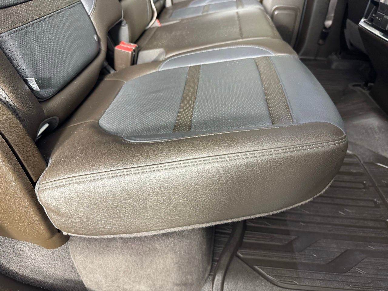 Used 2022 GMC Sierra 2500 Denali w/ Denali Ultimate Package image 30