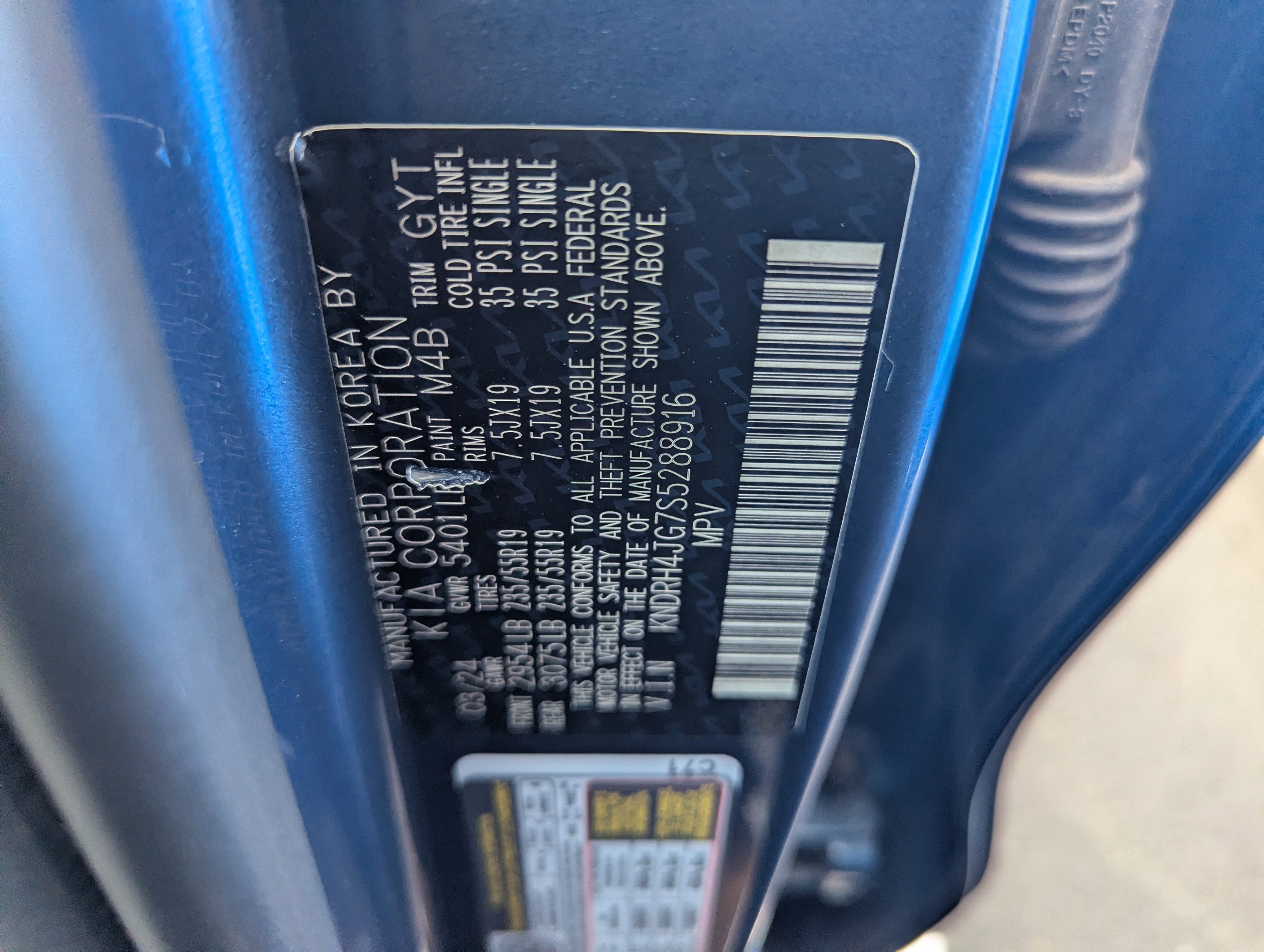 Certified 2025 Kia Sorento EX image 32