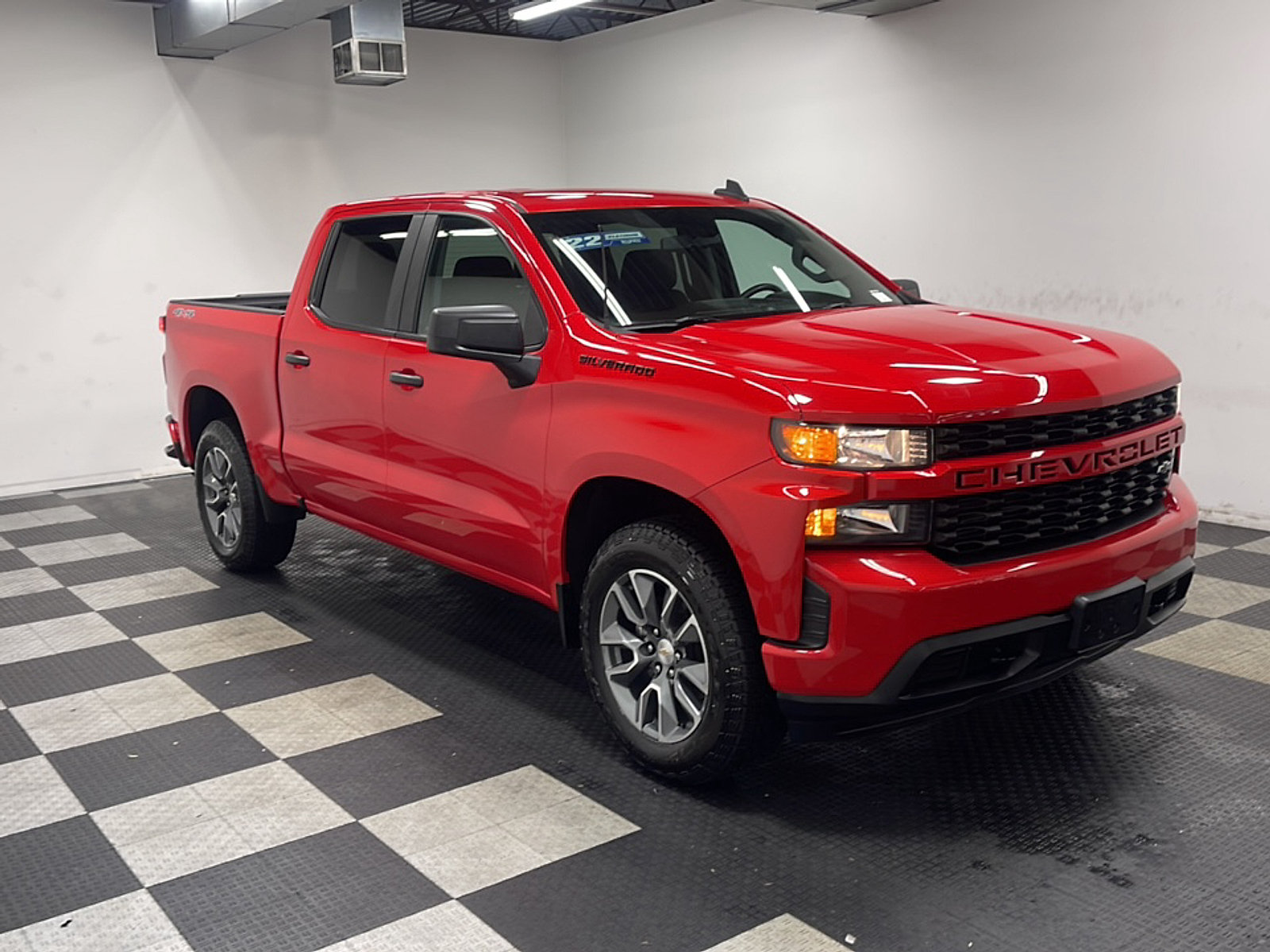 Used 2022 Chevrolet Silverado 1500 Custom w/ LPO, Dark Essentials Package AWD/4WD image 21