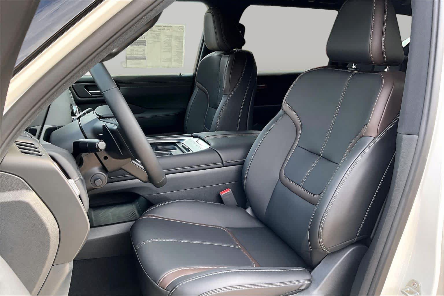 New 2026 Nissan Armada SL w/ Captain's Chari Seat Package AWD/4WD image 9