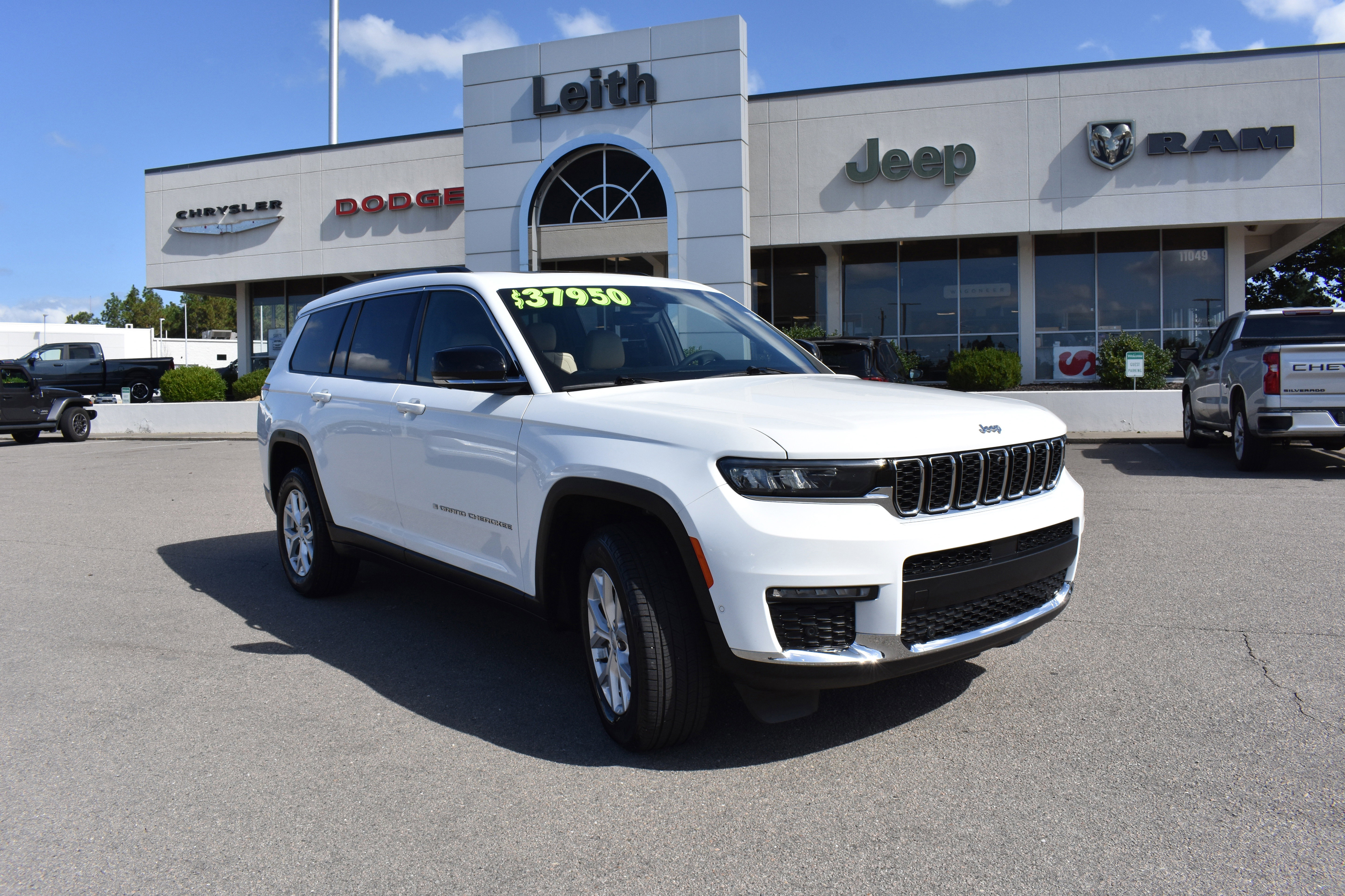 Used 2023 Jeep Grand Cherokee L Limited w/ Luxury Tech Group II