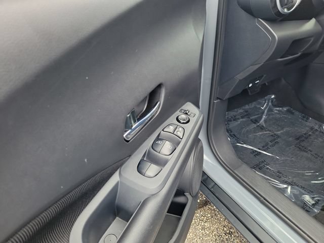 Used 2021 Nissan Kicks SV FWD image 16