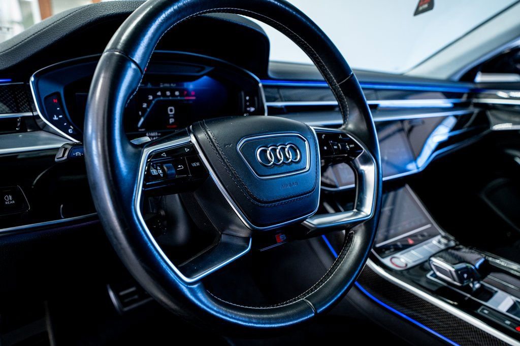 Used 2020 Audi S8 L w/ S8 Executive Package image 35