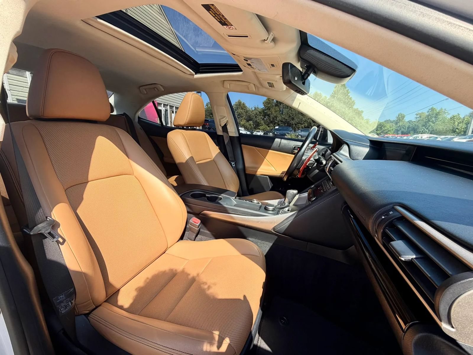 Used 2017 Lexus IS 200t RWD image 17