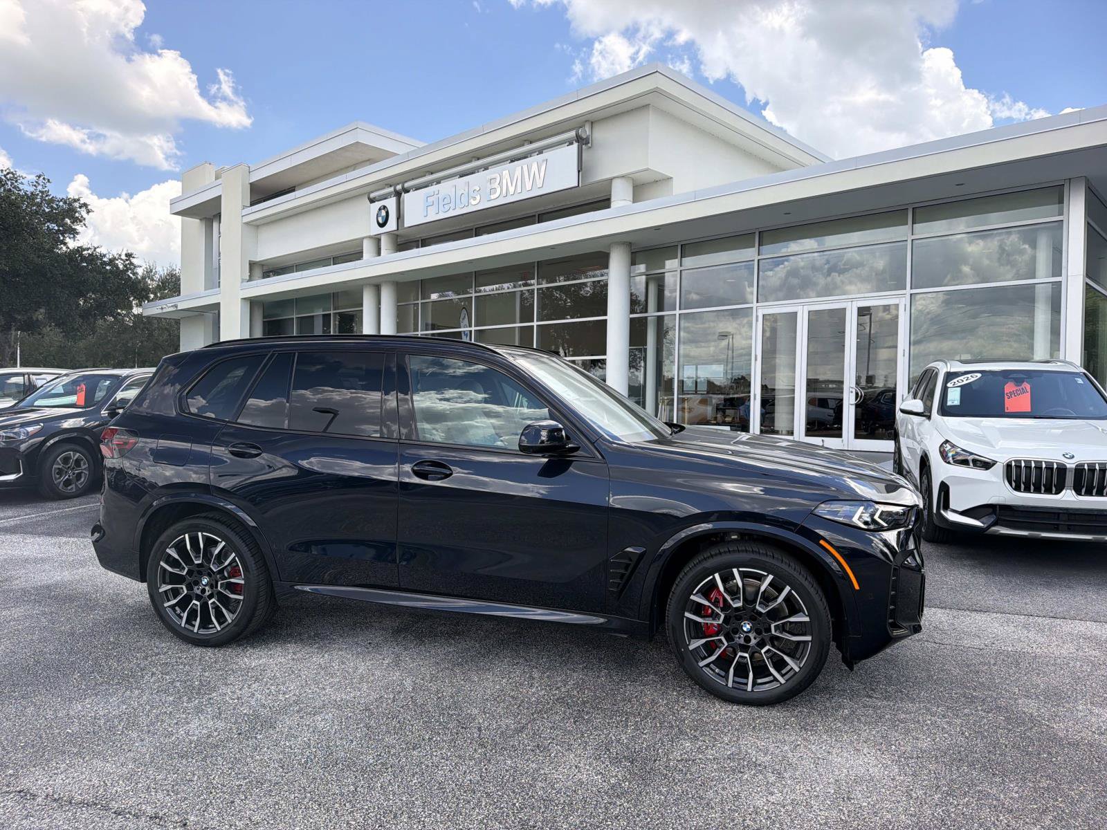 New 2026 BMW X5 xDrive40i w/ M Sport Package