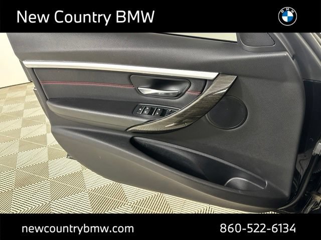 Used 2018 BMW 330i xDrive Sedan AWD/4WD image 22