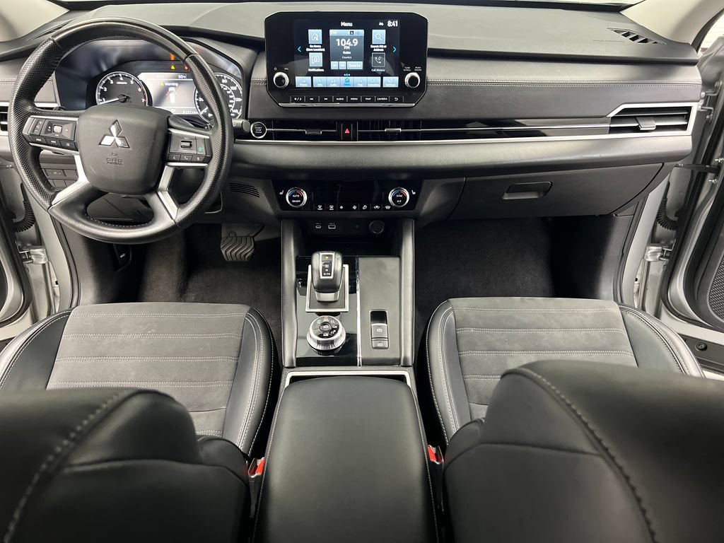 Used 2024 Mitsubishi Outlander SE AWD/4WD image 49