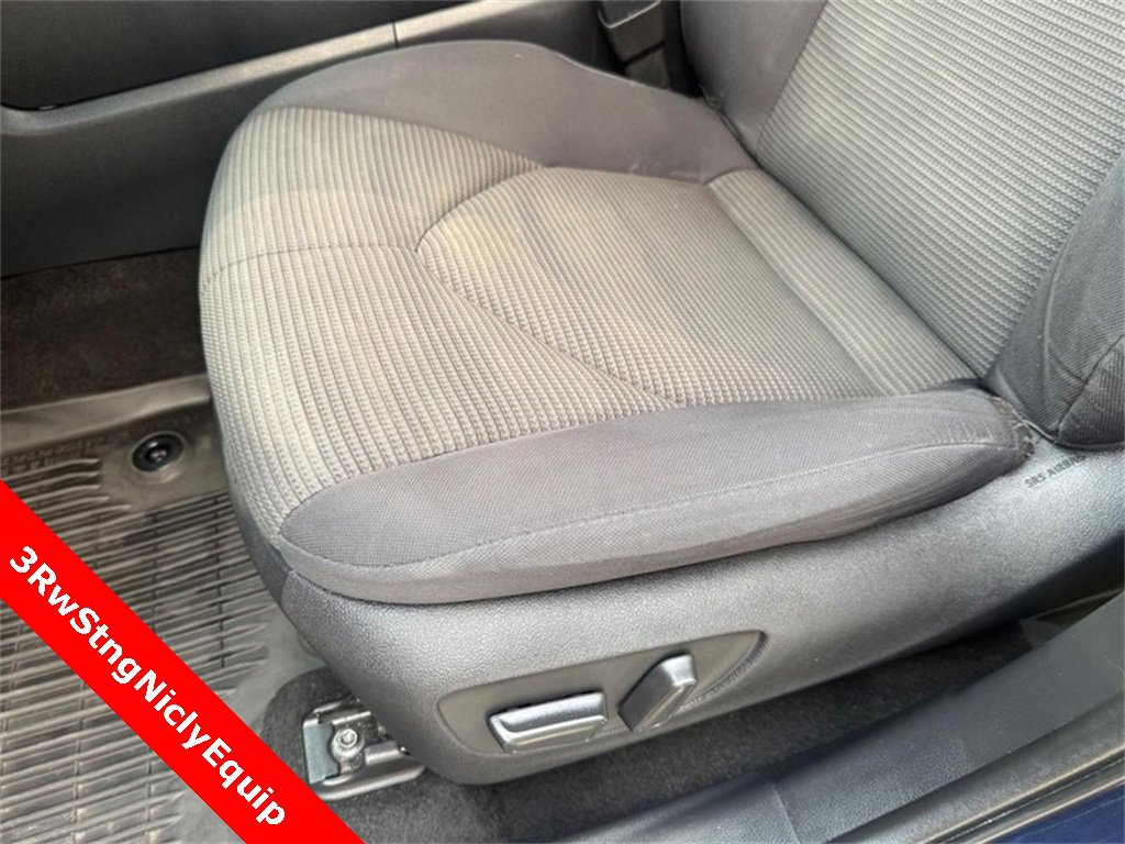 Used 2023 Toyota Highlander LE image 18