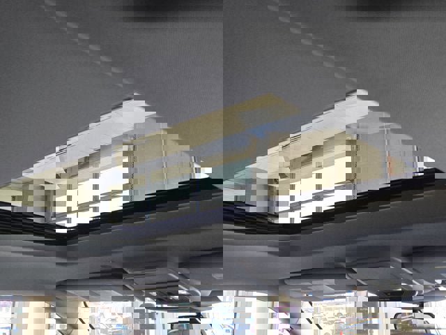 Used 2024 Ford Explorer XLT w/ Equipment Group 202A AWD/4WD image 12