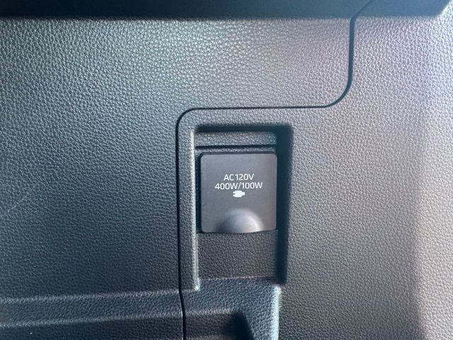 Certified 2023 Toyota Sequoia Platinum AWD/4WD image 15