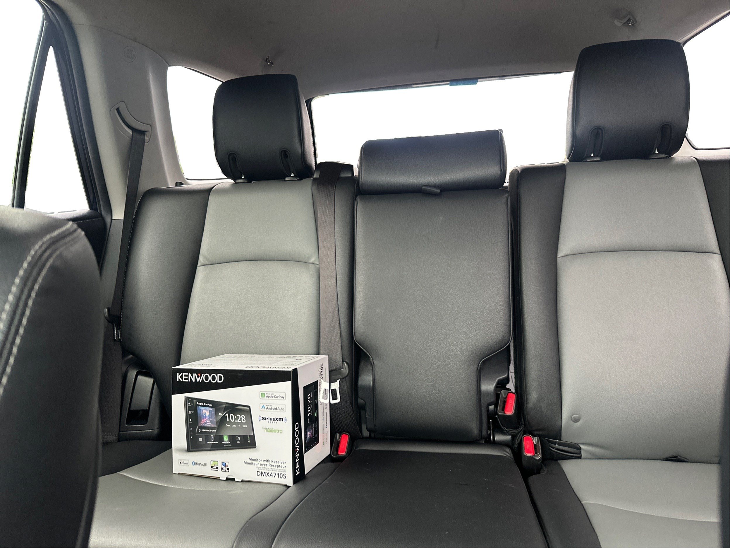 Used 2018 Toyota 4Runner SR5 Premium AWD/4WD image 13