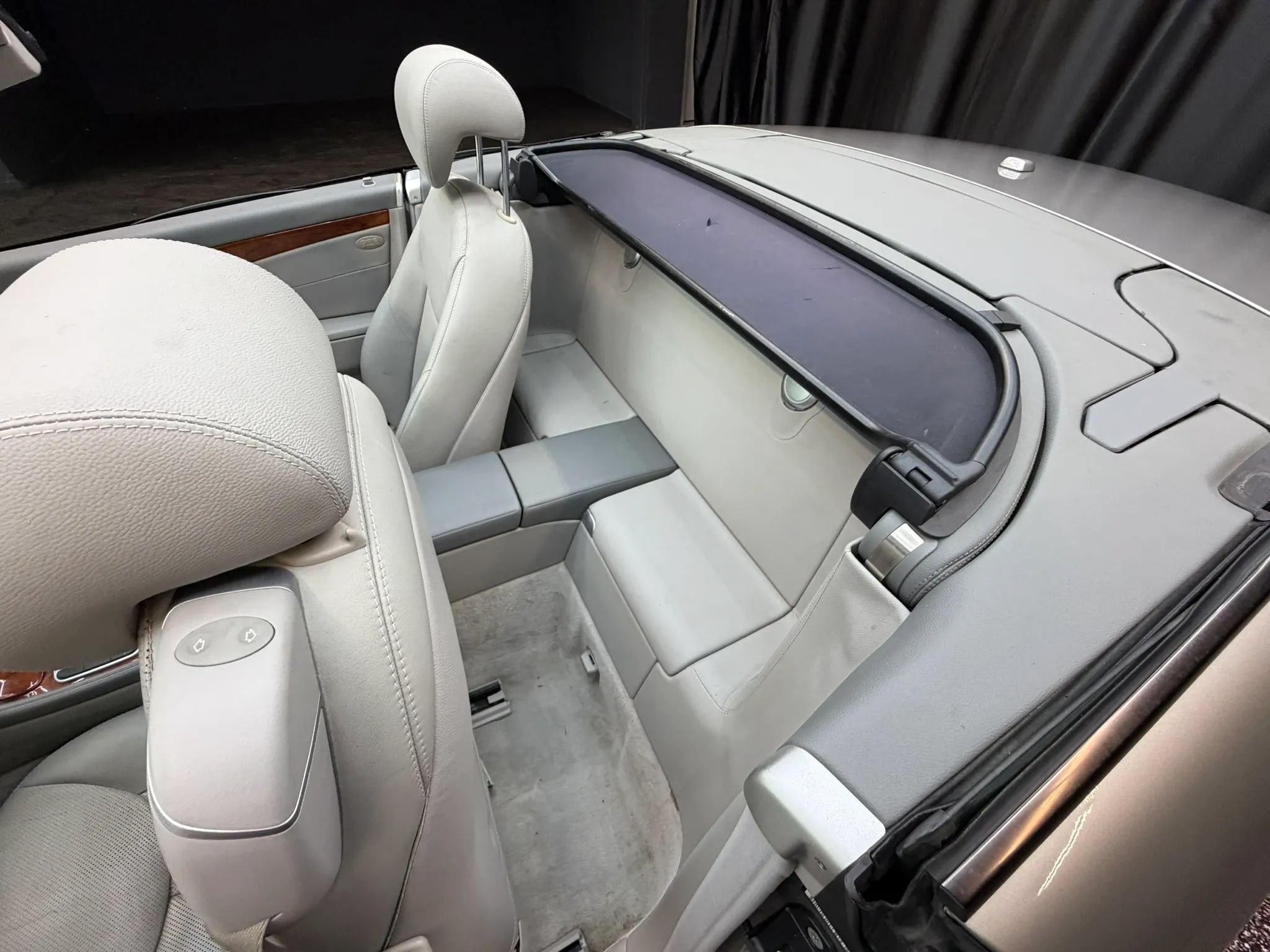Used 2005 Mercedes-Benz SL 500 image 34
