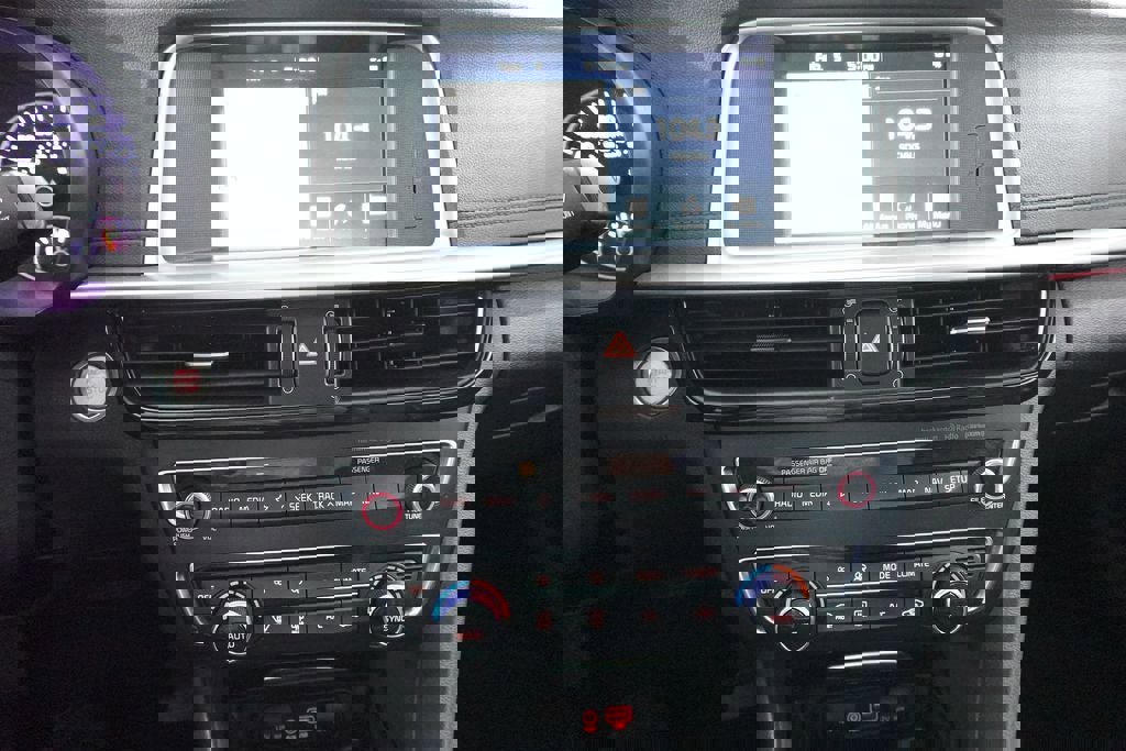 Used 2019 Kia Optima EX w/ EX Premium Package image 18